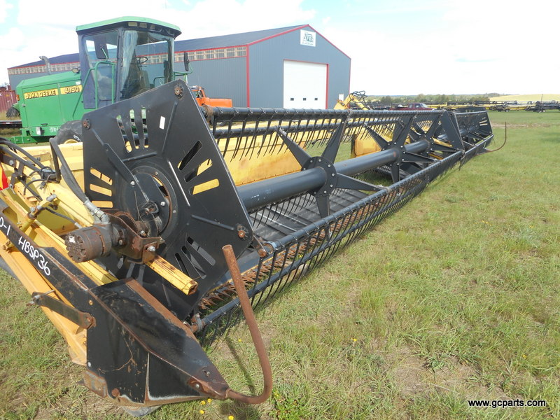 HONEYBEE 36FT HEADER W/PU REEL (JD SWATHER)