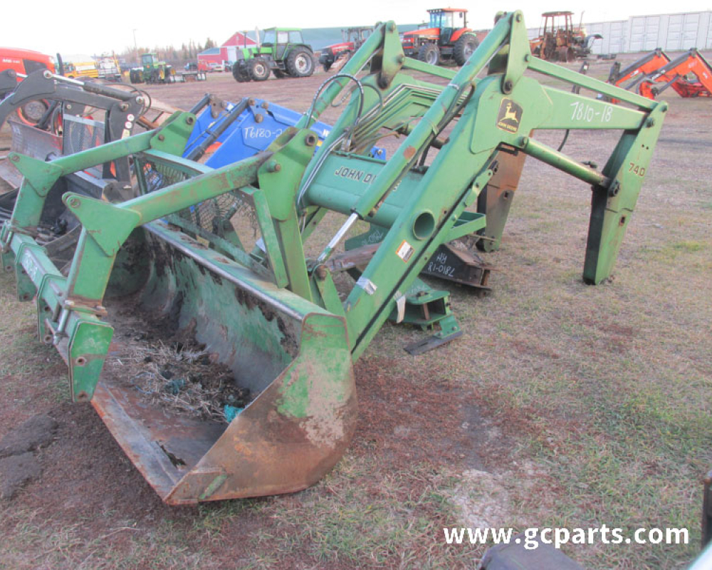 740 LOADER 8FT W/ GRAPPLE